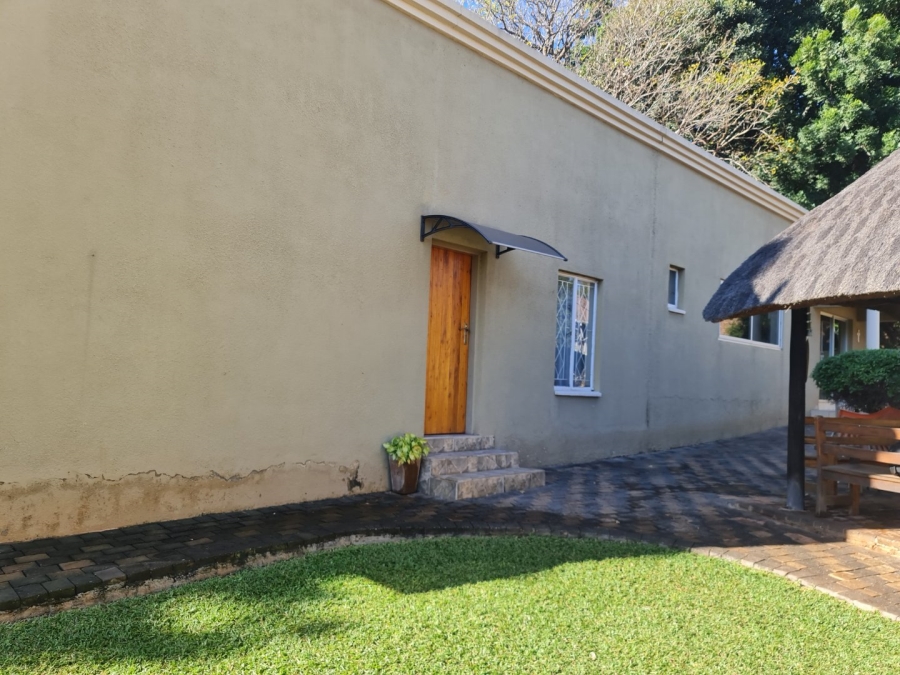 6 Bedroom Property for Sale in Safari Gardens North West
